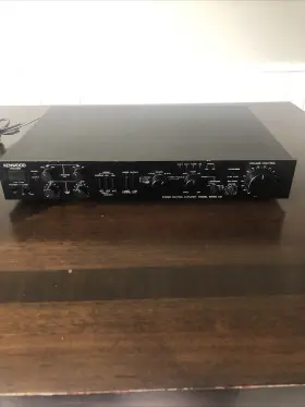 BASIC-C2 KENWOOD Stereo Control Amplifier