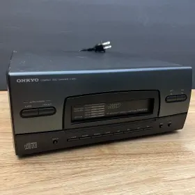 C-M70 ONKYO Disc Player #3