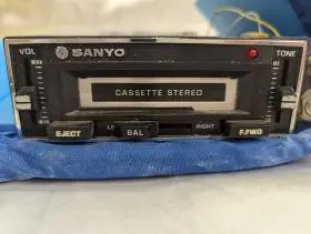 NO.FT601 SANYO Car Stereo Tape Player