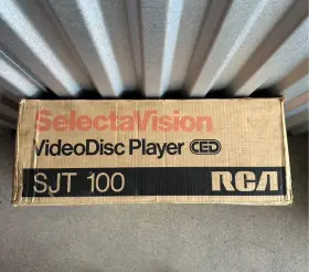 SJT-100 SELECTAVISION Videodisc Player Ced